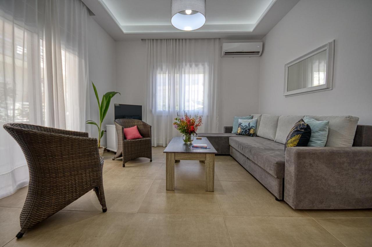 The Rhodes Marina Apartment Rhodes City Екстер'єр фото